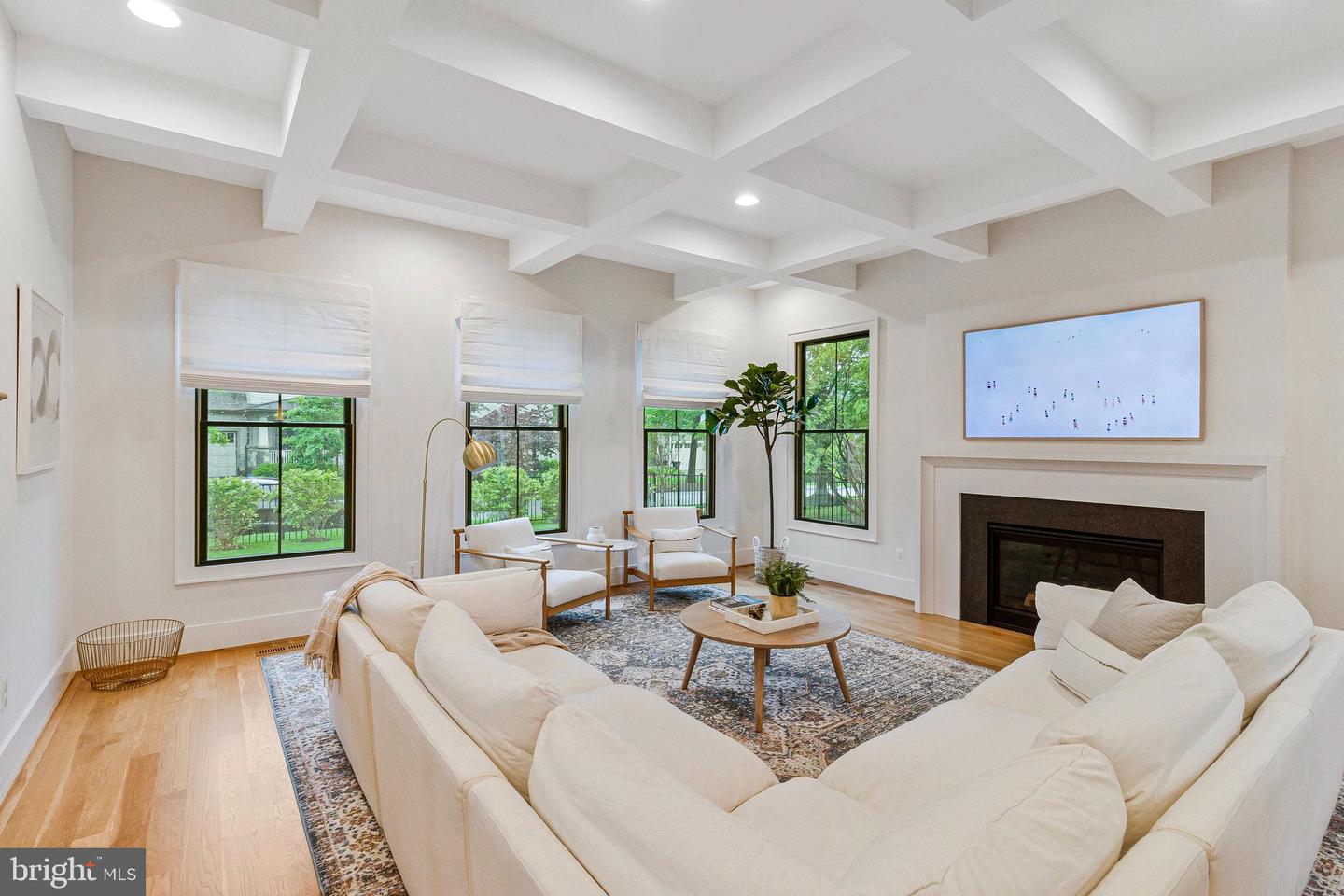 6325 36TH ST N, ARLINGTON, Virginia 22213, 6 Bedrooms Bedrooms, ,6 BathroomsBathrooms,Residential,For sale,6325 36TH ST N,VAAR2057528 MLS # VAAR2057528