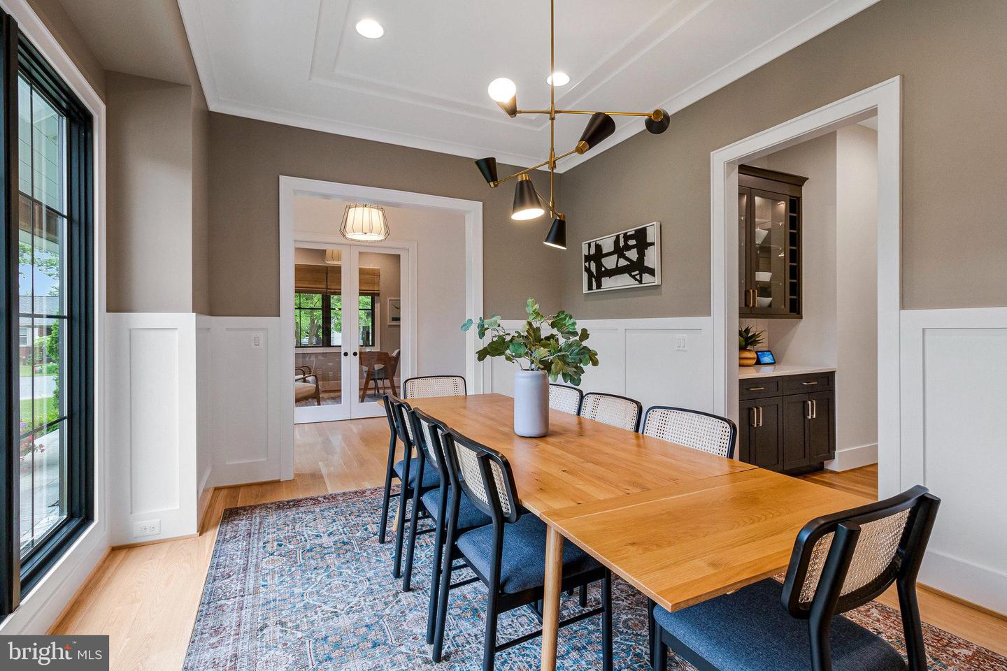 6325 36TH ST N, ARLINGTON, Virginia 22213, 6 Bedrooms Bedrooms, ,6 BathroomsBathrooms,Residential,For sale,6325 36TH ST N,VAAR2057528 MLS # VAAR2057528