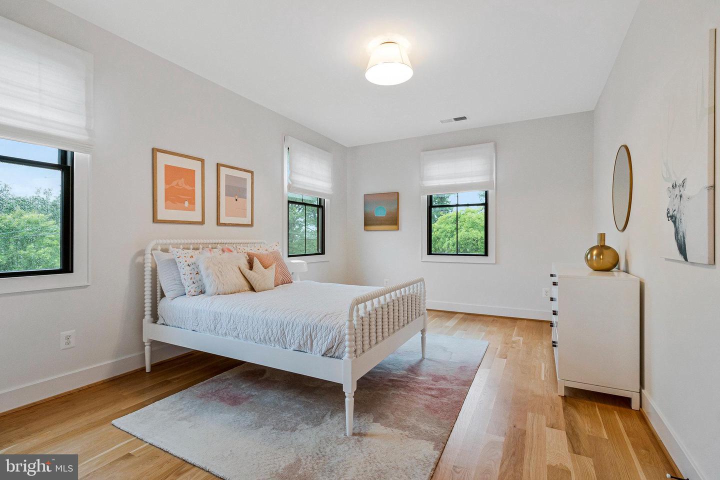 6325 36TH ST N, ARLINGTON, Virginia 22213, 6 Bedrooms Bedrooms, ,6 BathroomsBathrooms,Residential,For sale,6325 36TH ST N,VAAR2057528 MLS # VAAR2057528