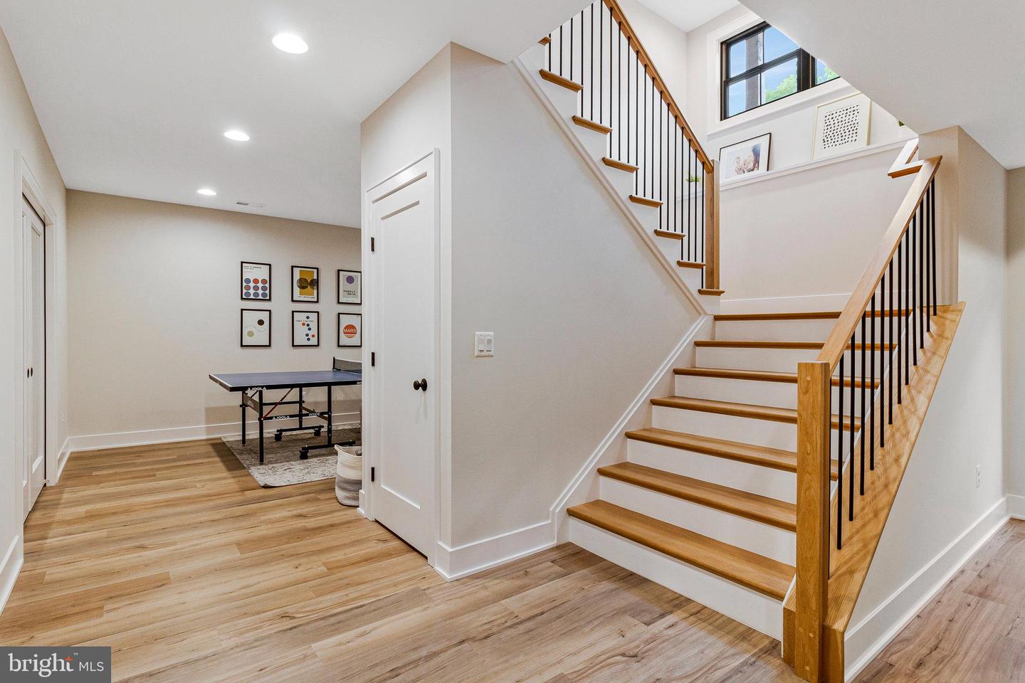 6325 36TH ST N, ARLINGTON, Virginia 22213, 6 Bedrooms Bedrooms, ,6 BathroomsBathrooms,Residential,For sale,6325 36TH ST N,VAAR2057528 MLS # VAAR2057528