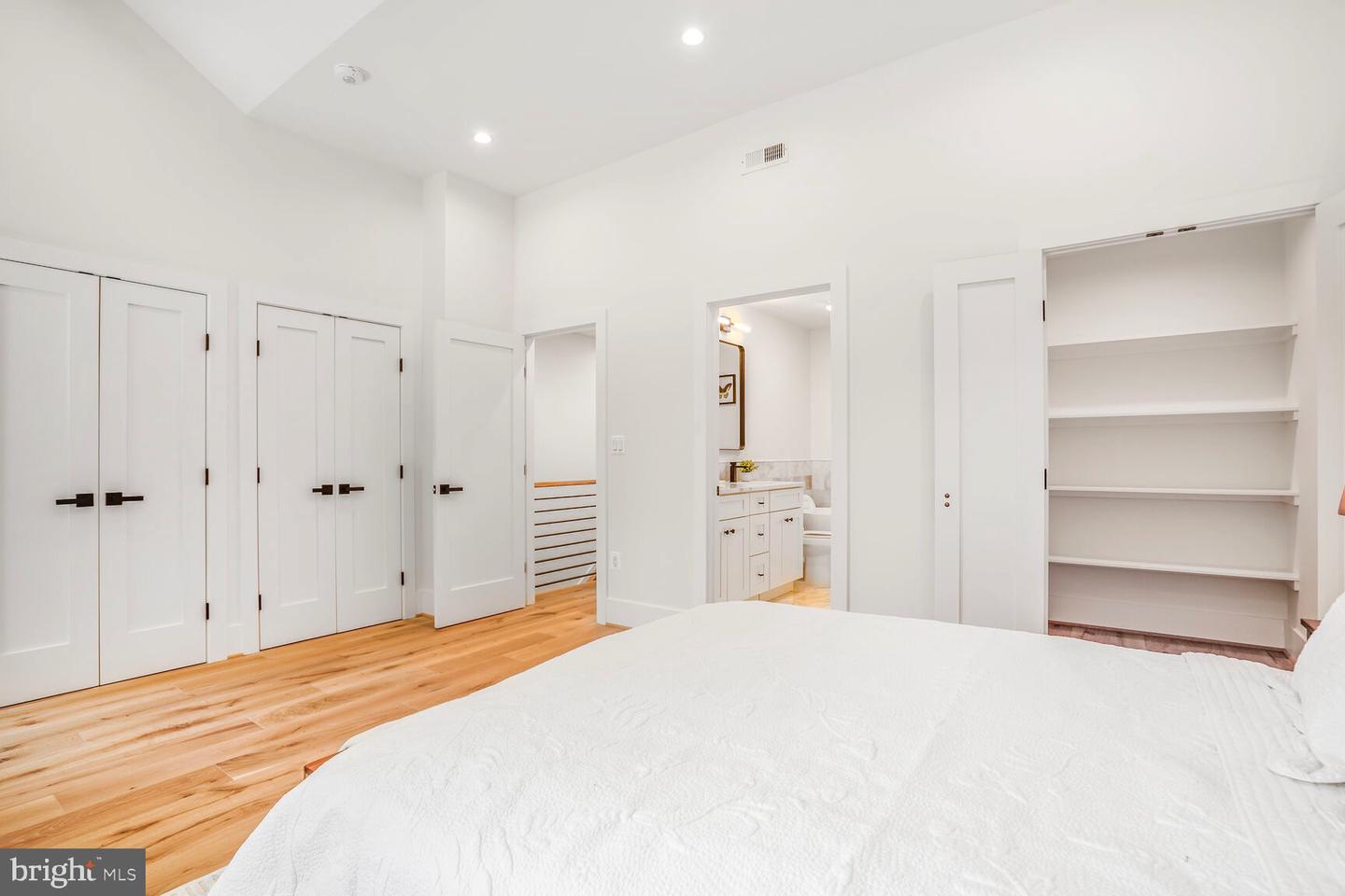16 SHERMAN CIR NW, WASHINGTON, District Of Columbia 20011, 5 Bedrooms Bedrooms, ,3 BathroomsBathrooms,Residential,For sale,16 SHERMAN CIR NW,DCDC2200796 MLS # DCDC2200796