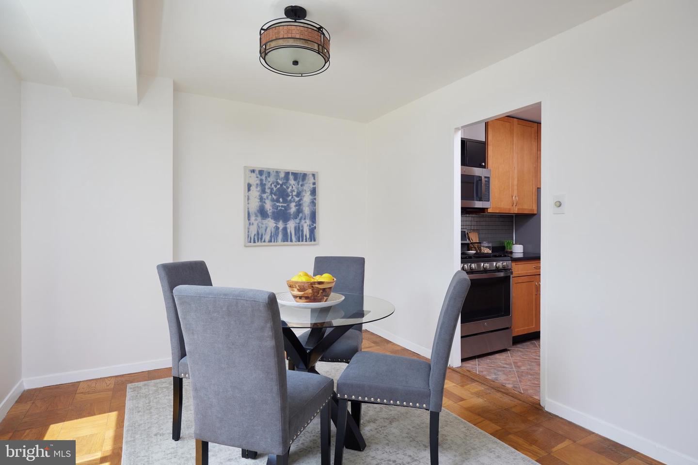5410 CONNECTICUT AVE NW #307, WASHINGTON, District Of Columbia 20015, 1 Bedroom Bedrooms, ,1 BathroomBathrooms,Residential,For sale,5410 CONNECTICUT AVE NW #307,DCDC2200826 MLS # DCDC2200826