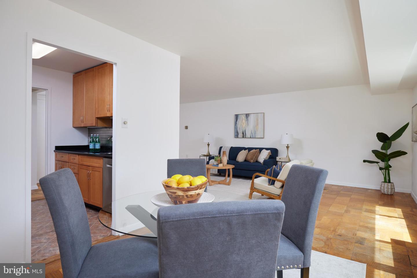 5410 CONNECTICUT AVE NW #307, WASHINGTON, District Of Columbia 20015, 1 Bedroom Bedrooms, ,1 BathroomBathrooms,Residential,For sale,5410 CONNECTICUT AVE NW #307,DCDC2200826 MLS # DCDC2200826