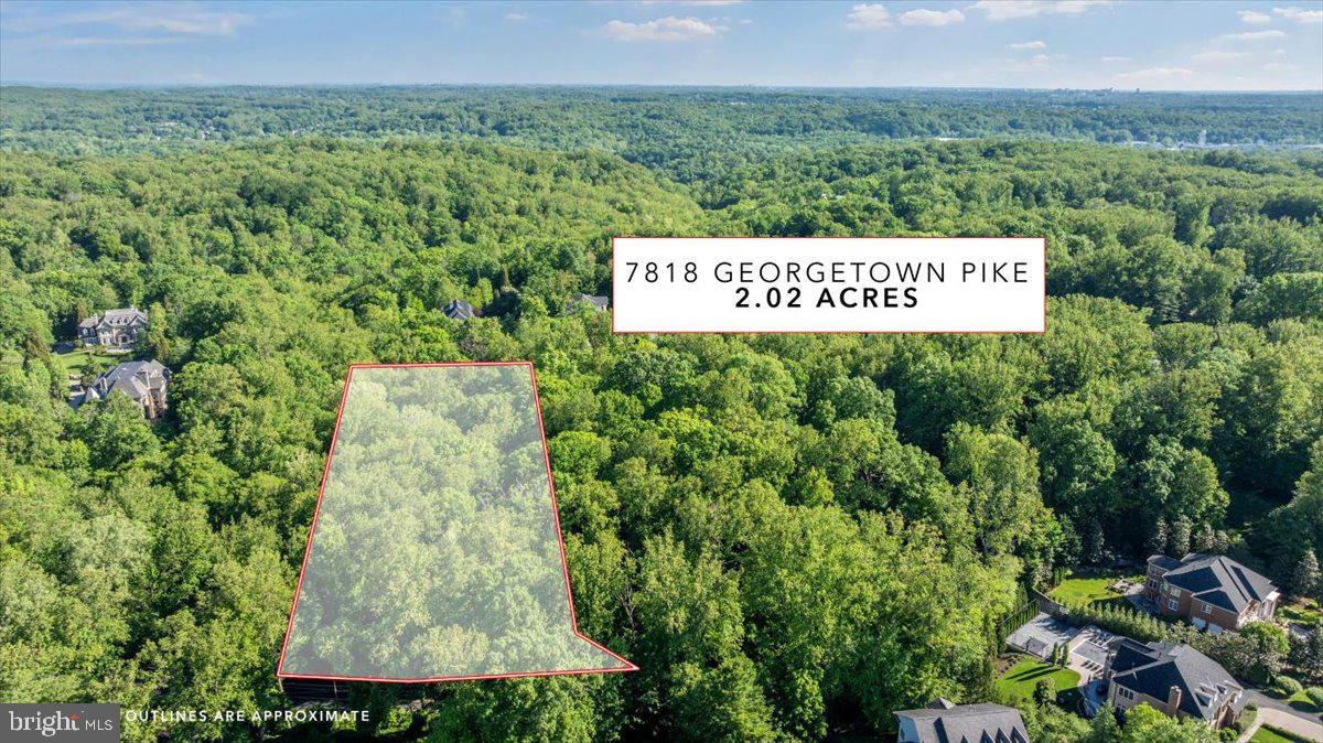 7818 GEORGETOWN PIKE, MCLEAN, Virginia 22102, 4 Bedrooms Bedrooms, ,3 BathroomsBathrooms,Residential,For sale,7818 GEORGETOWN PIKE,VAFX2241086 MLS # VAFX2241086