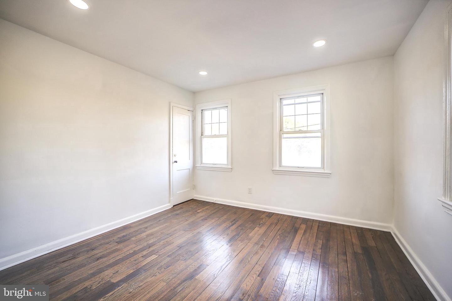 15 47TH ST SE, WASHINGTON, District Of Columbia 20019, 2 Bedrooms Bedrooms, ,1 BathroomBathrooms,Residential,For sale,15 47TH ST SE,DCDC2200860 MLS # DCDC2200860