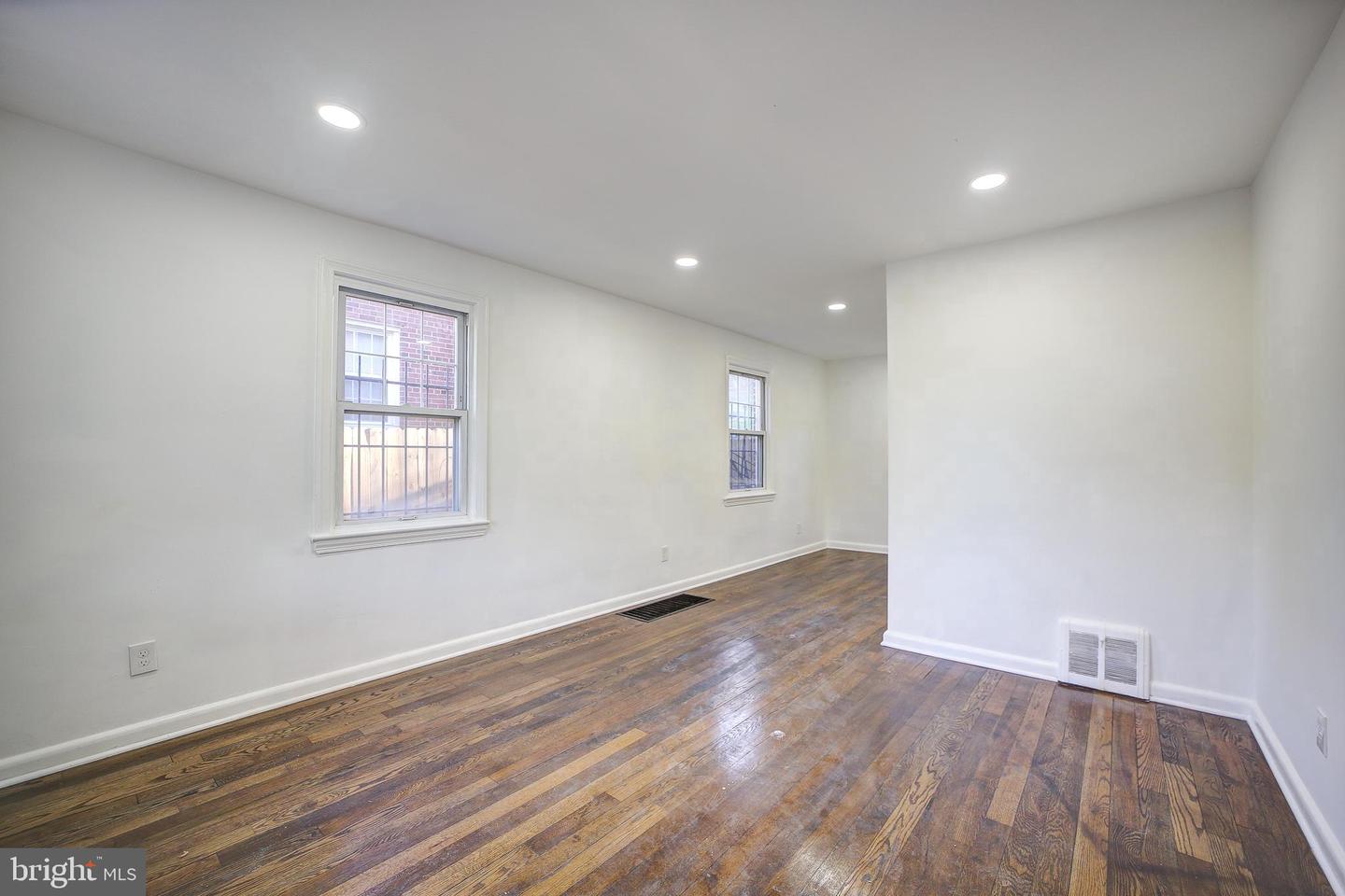 15 47TH ST SE, WASHINGTON, District Of Columbia 20019, 2 Bedrooms Bedrooms, ,1 BathroomBathrooms,Residential,For sale,15 47TH ST SE,DCDC2200860 MLS # DCDC2200860