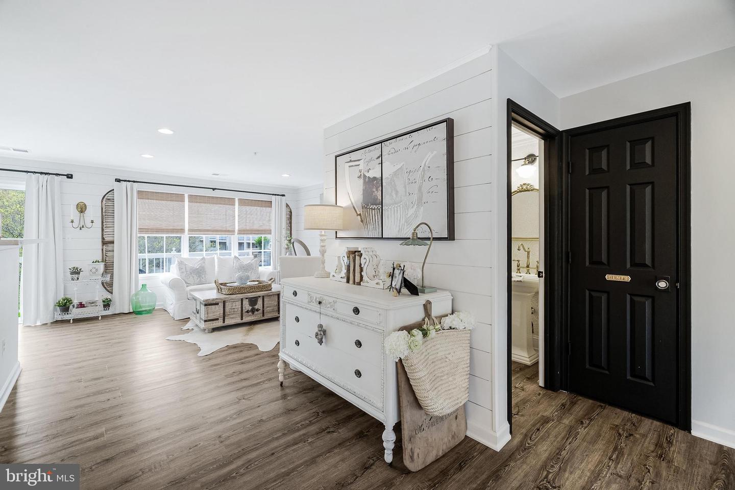 1885 CRESCENT PARK DR, RESTON, Virginia 20190, 3 Bedrooms Bedrooms, ,2 BathroomsBathrooms,Residential,For sale,1885 CRESCENT PARK DR,VAFX2241110 MLS # VAFX2241110