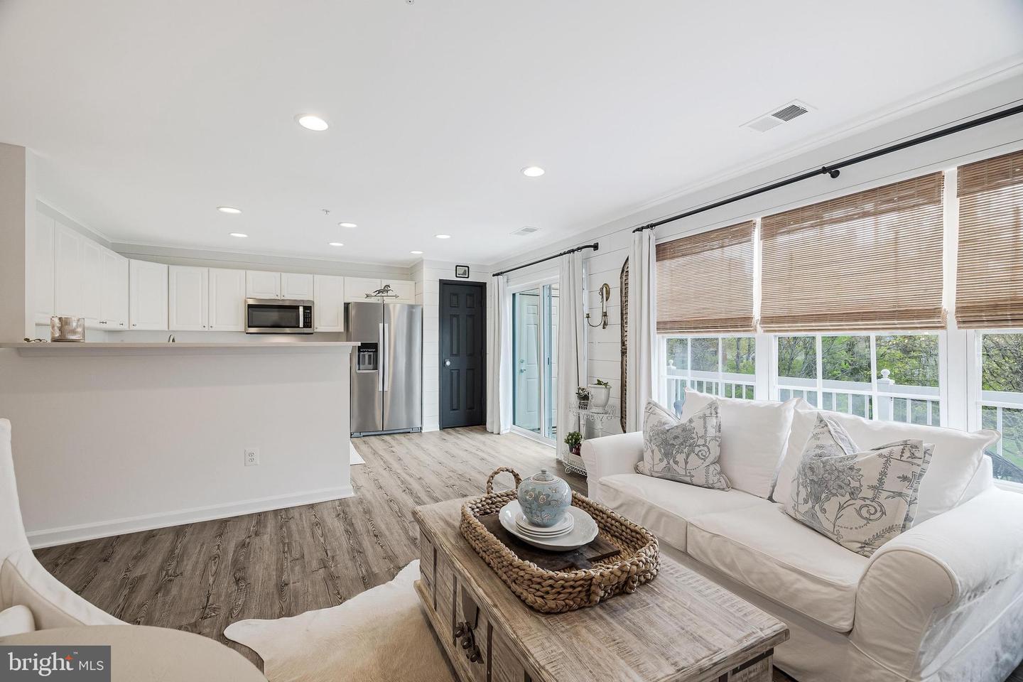 1885 CRESCENT PARK DR, RESTON, Virginia 20190, 3 Bedrooms Bedrooms, ,2 BathroomsBathrooms,Residential,For sale,1885 CRESCENT PARK DR,VAFX2241110 MLS # VAFX2241110
