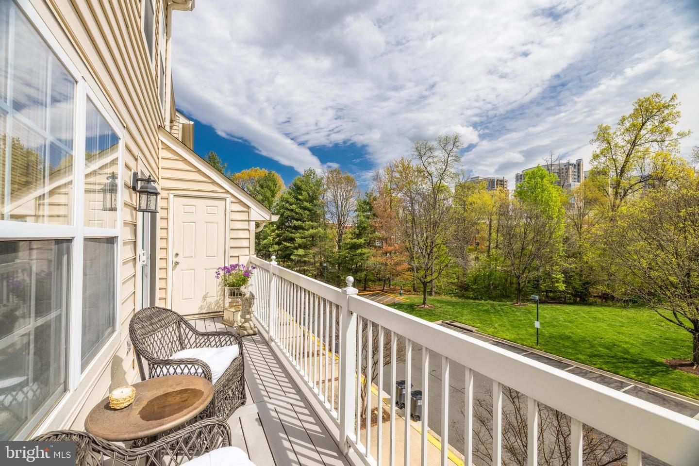 1885 CRESCENT PARK DR, RESTON, Virginia 20190, 3 Bedrooms Bedrooms, ,2 BathroomsBathrooms,Residential,For sale,1885 CRESCENT PARK DR,VAFX2241110 MLS # VAFX2241110