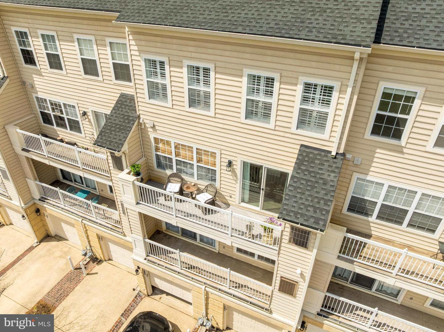 1885 CRESCENT PARK DR, RESTON, Virginia 20190, 3 Bedrooms Bedrooms, ,2 BathroomsBathrooms,Residential,For sale,1885 CRESCENT PARK DR,VAFX2241110 MLS # VAFX2241110