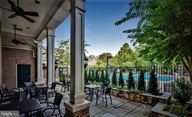1885 CRESCENT PARK DR, RESTON, Virginia 20190, 3 Bedrooms Bedrooms, ,2 BathroomsBathrooms,Residential,For sale,1885 CRESCENT PARK DR,VAFX2241110 MLS # VAFX2241110