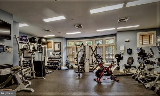 1885 CRESCENT PARK DR, RESTON, Virginia 20190, 3 Bedrooms Bedrooms, ,2 BathroomsBathrooms,Residential,For sale,1885 CRESCENT PARK DR,VAFX2241110 MLS # VAFX2241110