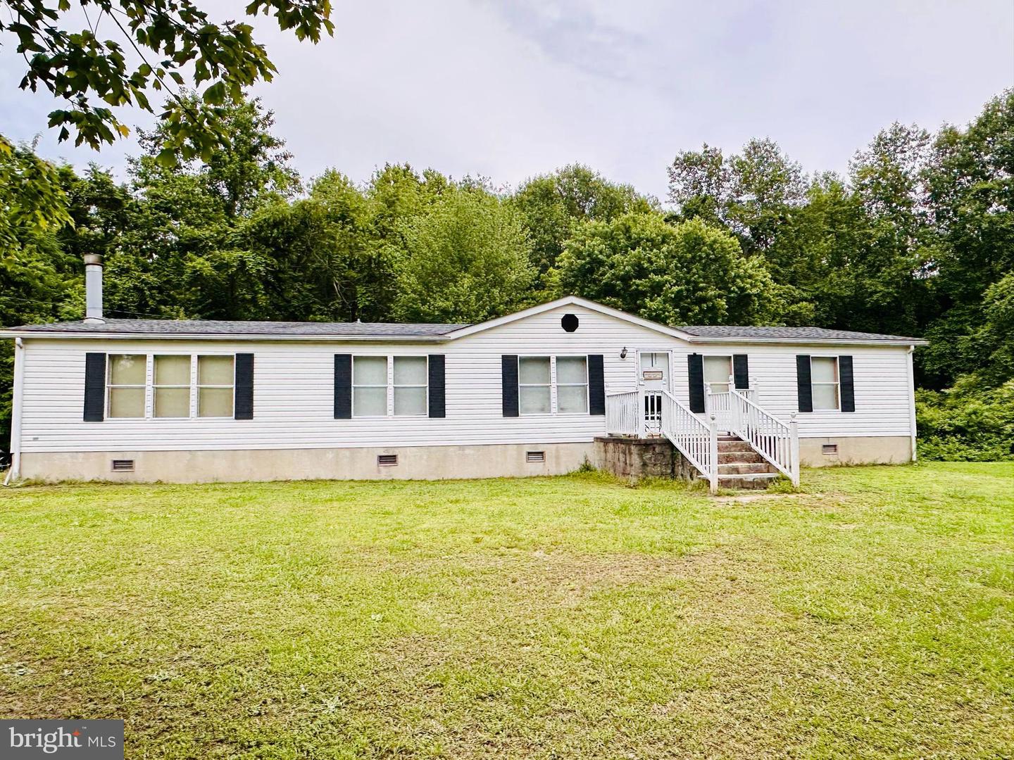 3175 NORTHUMBERLAND HWY, LOTTSBURG, Virginia 22511, 3 Bedrooms Bedrooms, 8 Rooms Rooms,2 BathroomsBathrooms,Residential,For sale,3175 NORTHUMBERLAND HWY,VANV2001602 MLS # VANV2001602