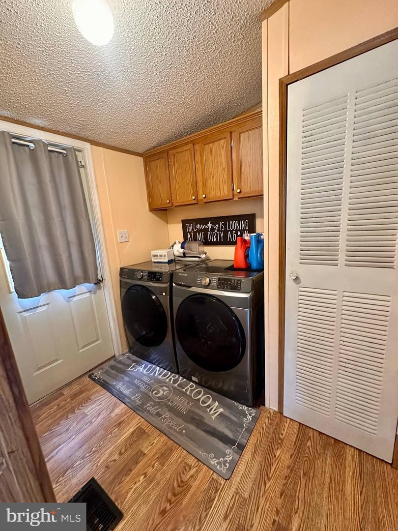3175 NORTHUMBERLAND HWY, LOTTSBURG, Virginia 22511, 3 Bedrooms Bedrooms, 8 Rooms Rooms,2 BathroomsBathrooms,Residential,For sale,3175 NORTHUMBERLAND HWY,VANV2001602 MLS # VANV2001602