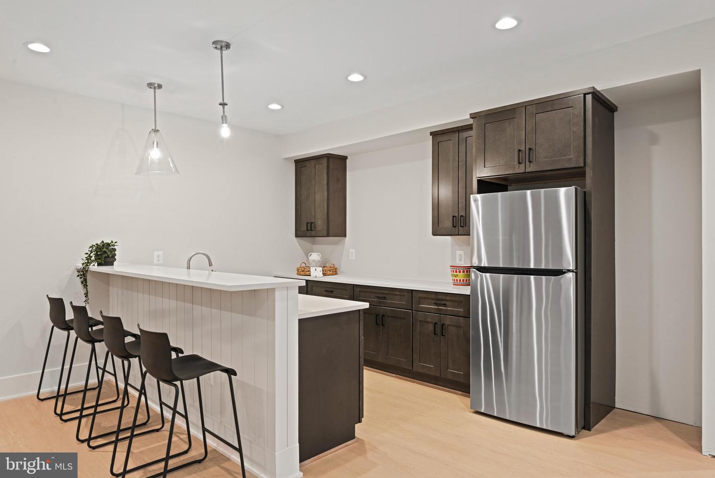507 KRAMER DR SE, VIENNA, Virginia 22180, 5 Bedrooms Bedrooms, ,5 BathroomsBathrooms,Residential,For sale,507 KRAMER DR SE,VAFX2241124 MLS # VAFX2241124