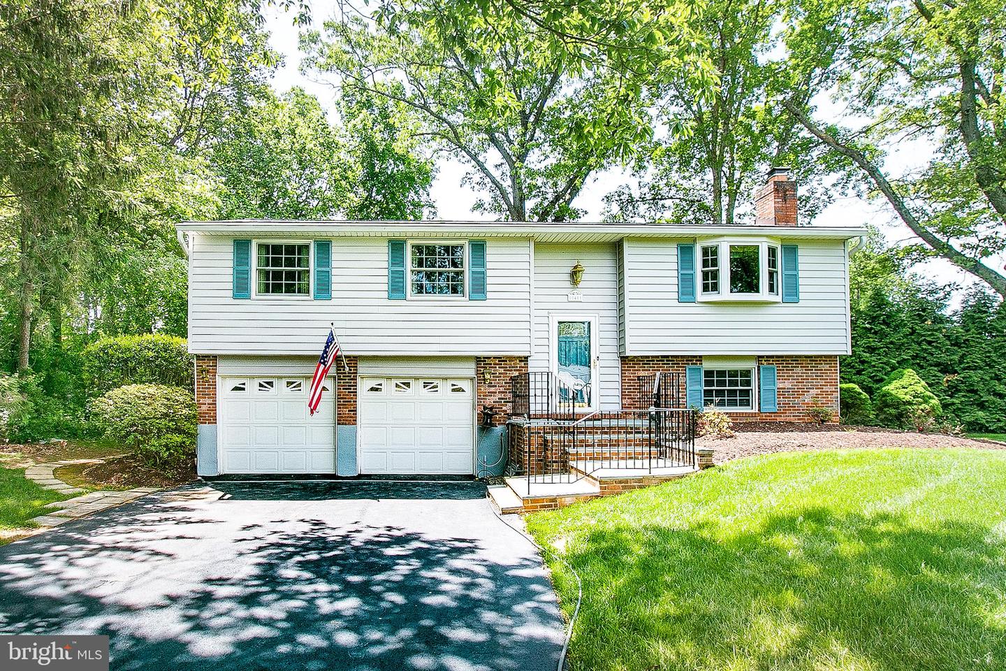 10411 CAVALCADE ST, GREAT FALLS, Virginia 22066, 3 Bedrooms Bedrooms, ,2 BathroomsBathrooms,Residential,For sale,10411 CAVALCADE ST,VAFX2241168 MLS # VAFX2241168