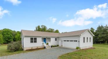 10835 SHANNON HILL RD, LOUISA, Virginia 23093, 3 Bedrooms Bedrooms, ,2 BathroomsBathrooms,Residential,For sale,10835 SHANNON HILL RD,664578 MLS # 664578
