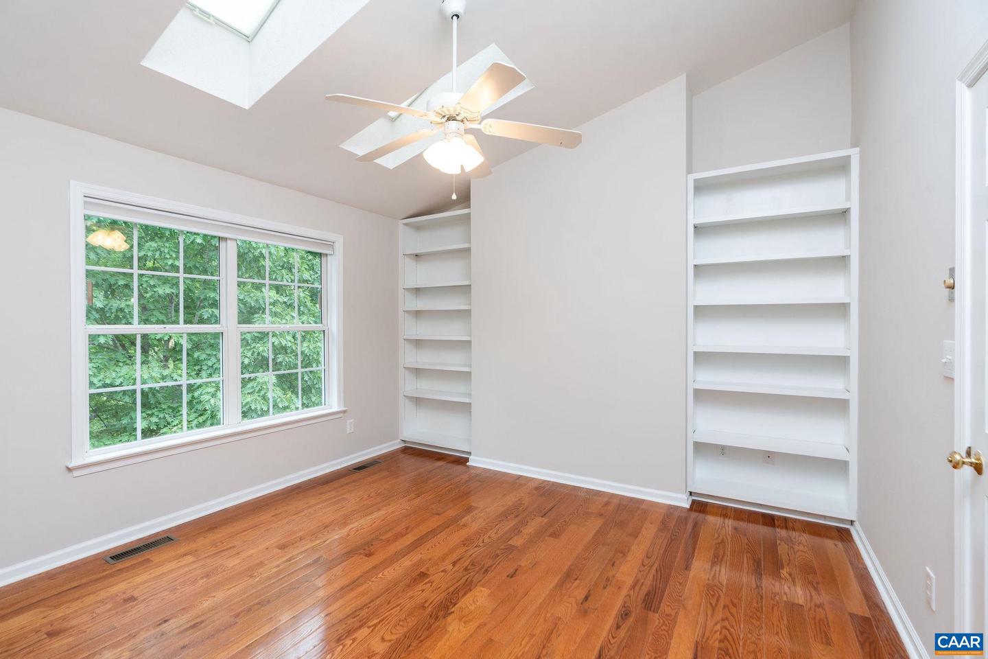 1441 GLENSIDE GREEN, CHARLOTTESVILLE, Virginia 22901, 3 Bedrooms Bedrooms, ,2 BathroomsBathrooms,Residential,For sale,1441 GLENSIDE GREEN,664579 MLS # 664579