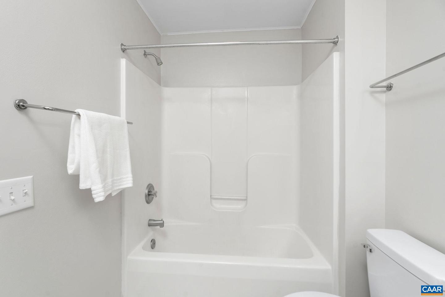 1441 GLENSIDE GREEN, CHARLOTTESVILLE, Virginia 22901, 3 Bedrooms Bedrooms, ,2 BathroomsBathrooms,Residential,For sale,1441 GLENSIDE GREEN,664579 MLS # 664579