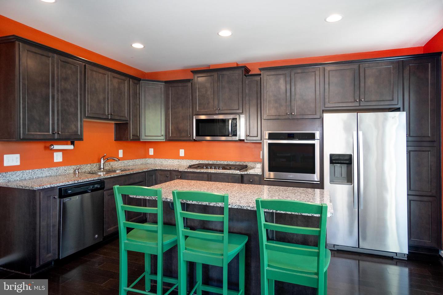 15925 DARLING PL, HAYMARKET, Virginia 20169, 4 Bedrooms Bedrooms, ,2 BathroomsBathrooms,Residential,For sale,15925 DARLING PL,VAPW2094798 MLS # VAPW2094798