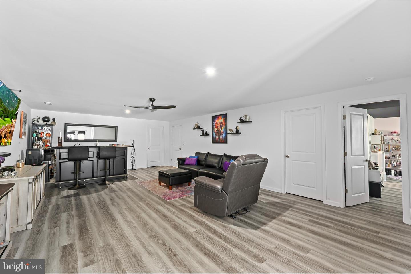 613 DAY LEWIS CT, FREDERICKSBURG, Virginia 22405, 4 Bedrooms Bedrooms, ,3 BathroomsBathrooms,Residential,For sale,613 DAY LEWIS CT,VAST2038898 MLS # VAST2038898