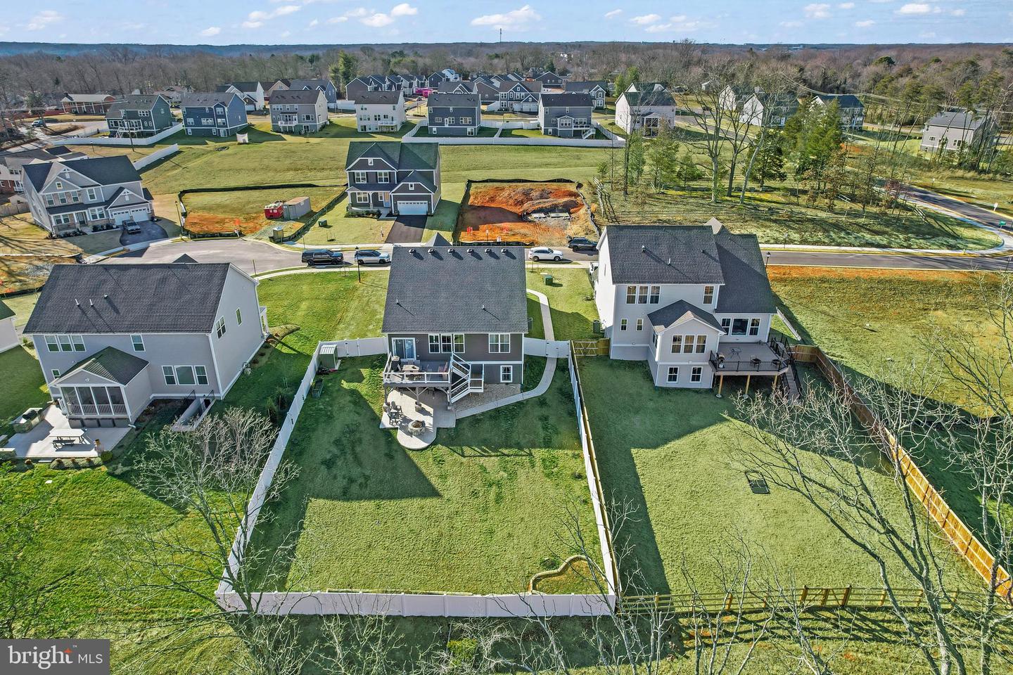 613 DAY LEWIS CT, FREDERICKSBURG, Virginia 22405, 4 Bedrooms Bedrooms, ,3 BathroomsBathrooms,Residential,For sale,613 DAY LEWIS CT,VAST2038898 MLS # VAST2038898