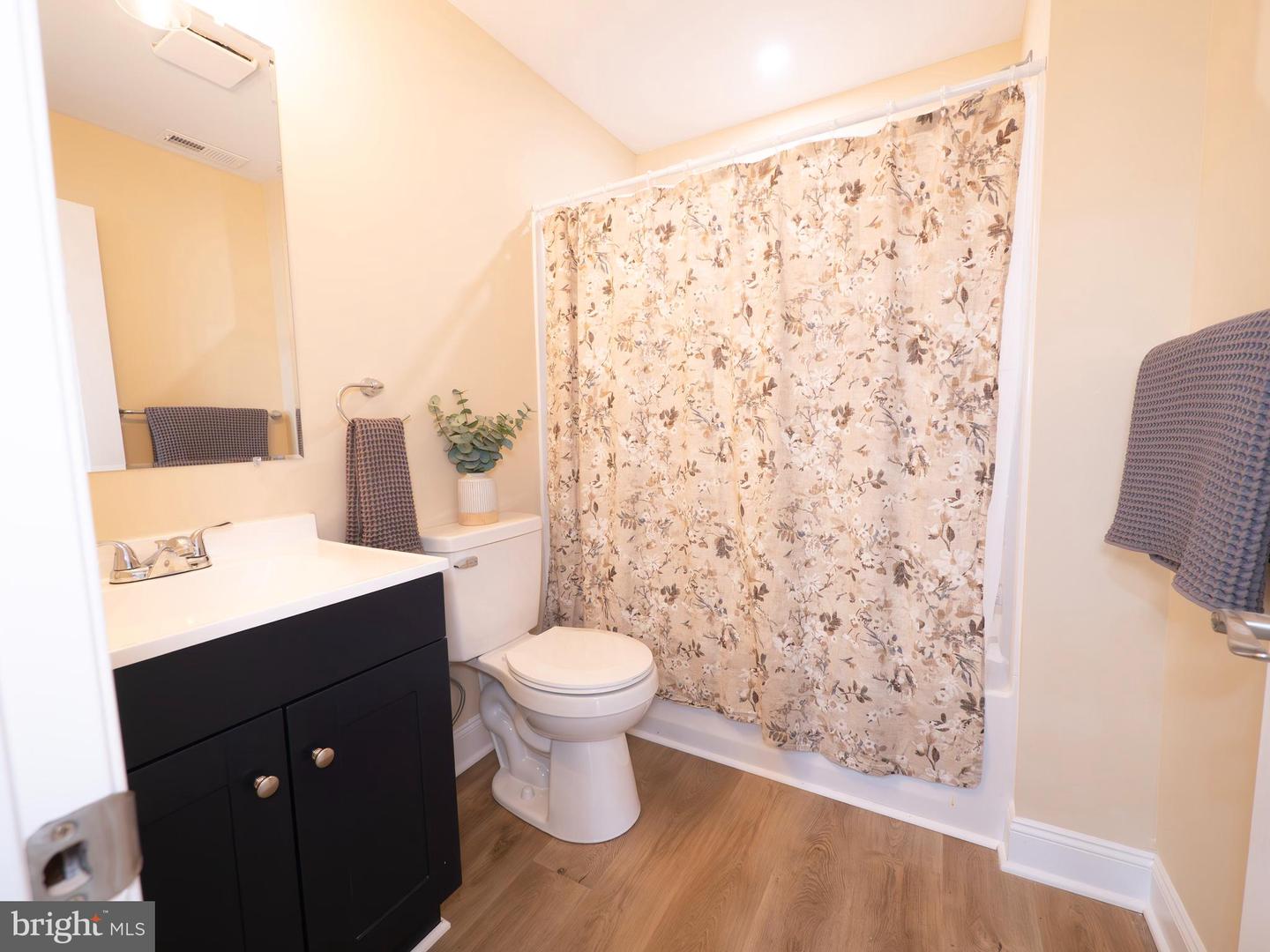 537 HILLMAN DR, WINCHESTER, Virginia 22601, 1 Bedroom Bedrooms, ,1 BathroomBathrooms,Residential,For sale,537 HILLMAN DR,VAWI2007706 MLS # VAWI2007706