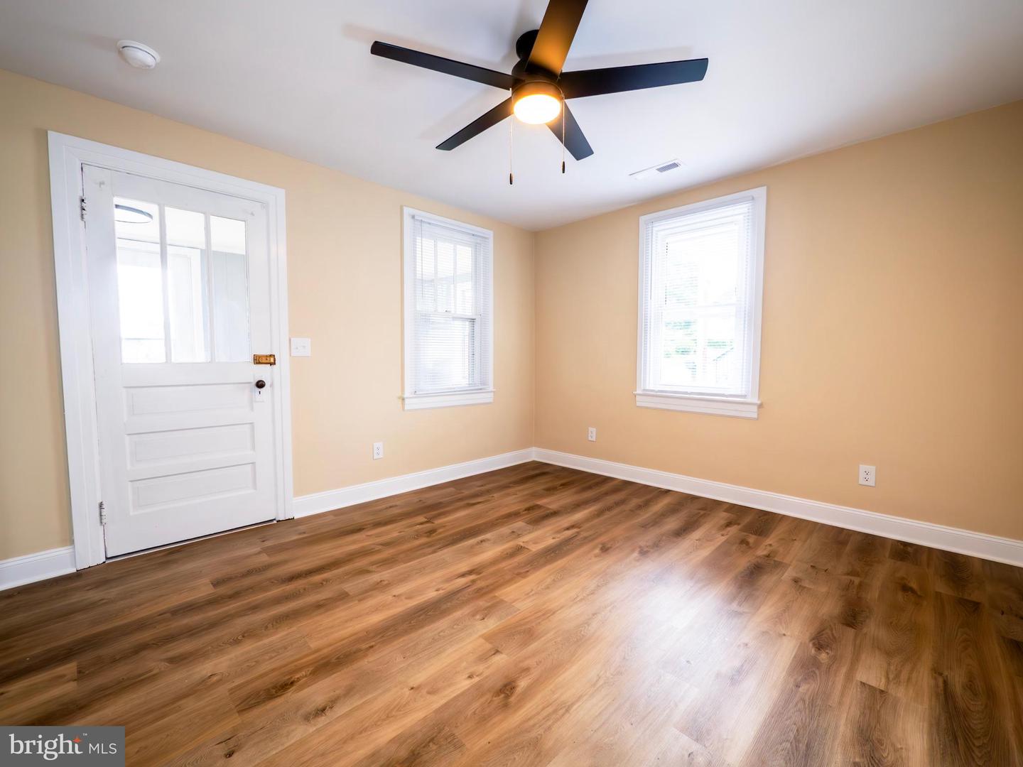 537 HILLMAN DR, WINCHESTER, Virginia 22601, 1 Bedroom Bedrooms, ,1 BathroomBathrooms,Residential,For sale,537 HILLMAN DR,VAWI2007706 MLS # VAWI2007706