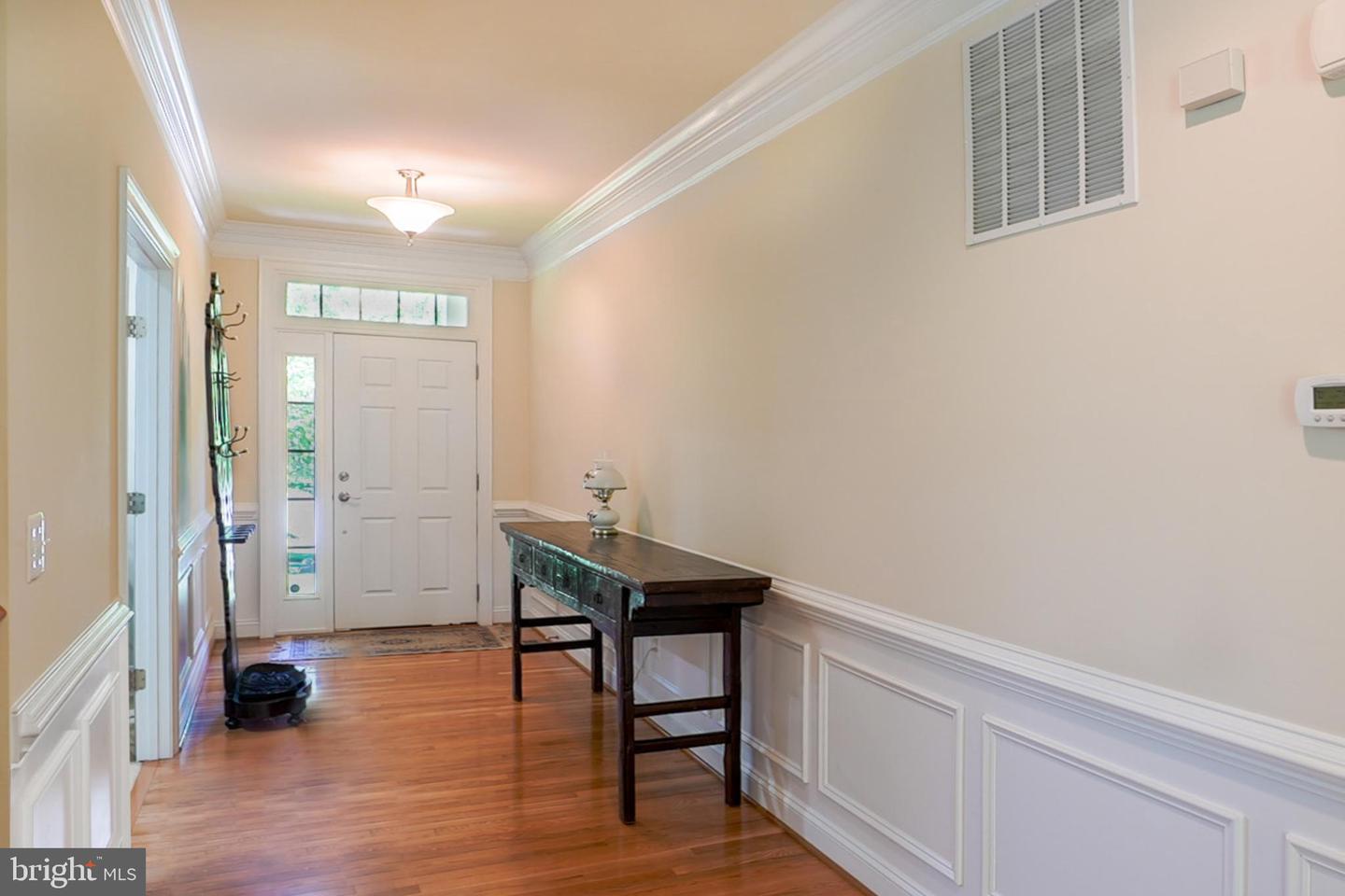 6924 NOYES AVE, HAYMARKET, Virginia 20169, 5 Bedrooms Bedrooms, ,3 BathroomsBathrooms,Residential,For sale,6924 NOYES AVE,VAPW2094810 MLS # VAPW2094810