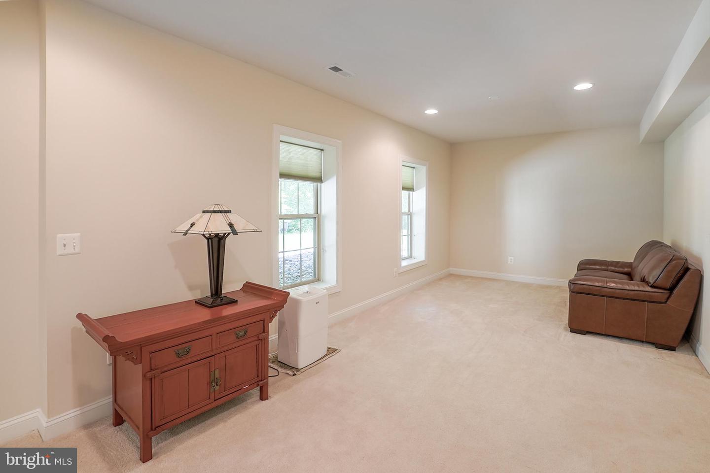 6924 NOYES AVE, HAYMARKET, Virginia 20169, 5 Bedrooms Bedrooms, ,3 BathroomsBathrooms,Residential,For sale,6924 NOYES AVE,VAPW2094810 MLS # VAPW2094810