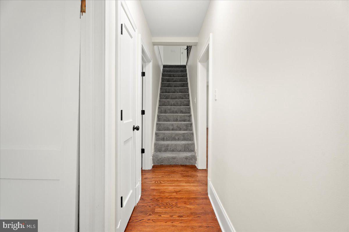 920 E BELT BLVD, RICHMOND, Virginia 23224, 3 Bedrooms Bedrooms, 7 Rooms Rooms,2 BathroomsBathrooms,Residential,For sale,920 E BELT BLVD,VARC2000672 MLS # VARC2000672