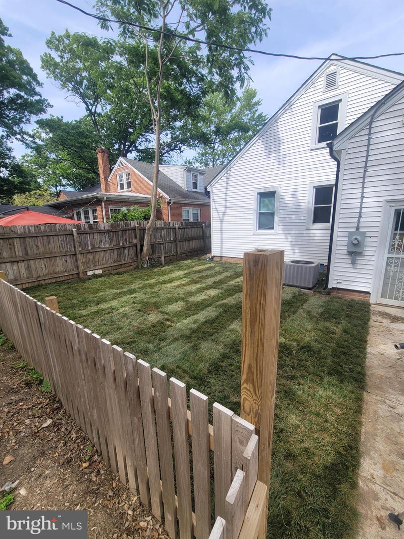 920 E BELT BLVD, RICHMOND, Virginia 23224, 3 Bedrooms Bedrooms, 7 Rooms Rooms,2 BathroomsBathrooms,Residential,For sale,920 E BELT BLVD,VARC2000672 MLS # VARC2000672