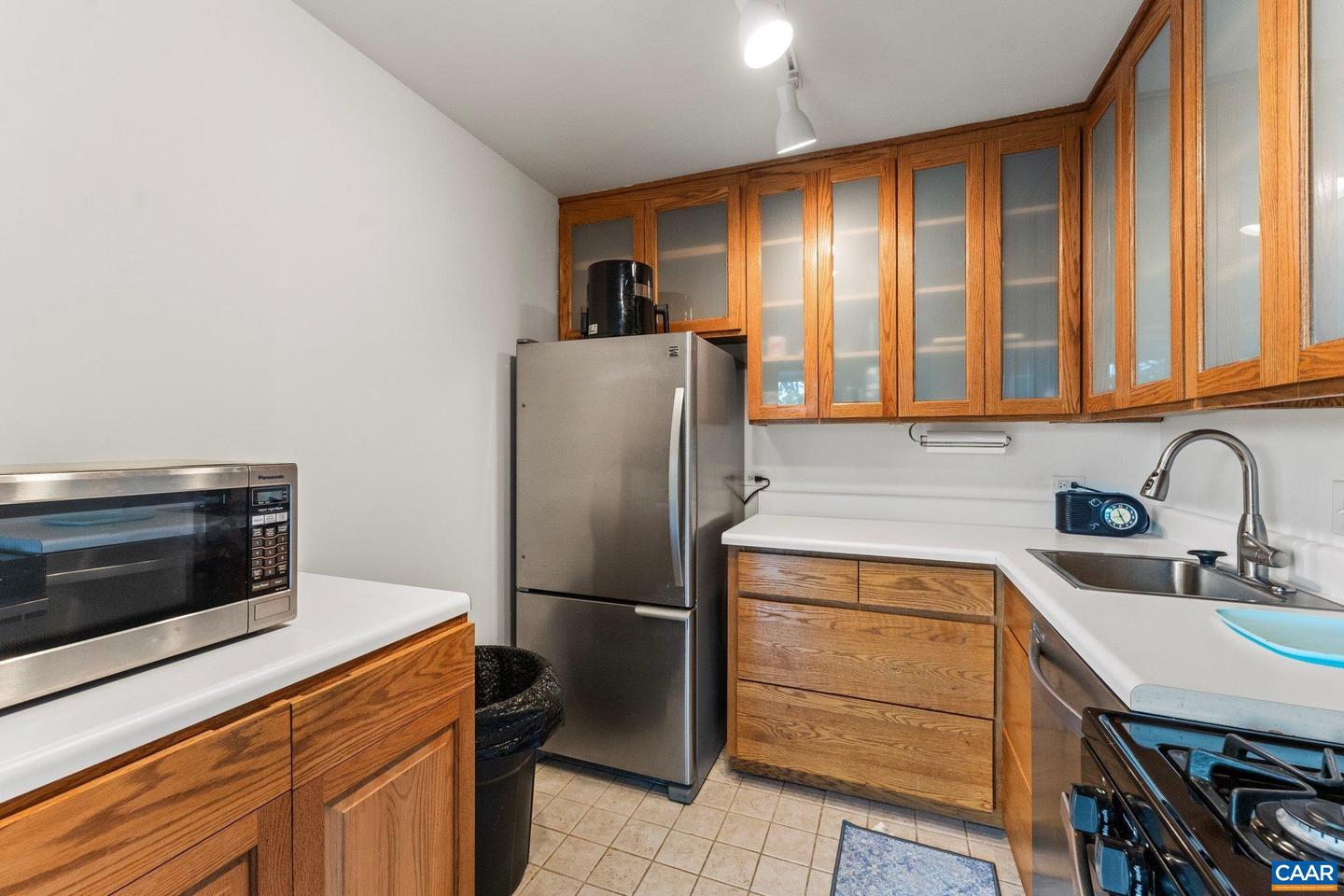 511 N 1ST ST #609, CHARLOTTESVILLE, Virginia 22902, 1 Bedroom Bedrooms, ,1 BathroomBathrooms,Residential,For sale,511 N 1ST ST #609,664595 MLS # 664595