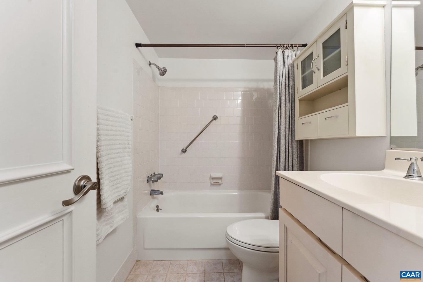 511 N 1ST ST #609, CHARLOTTESVILLE, Virginia 22902, 1 Bedroom Bedrooms, ,1 BathroomBathrooms,Residential,For sale,511 N 1ST ST #609,664595 MLS # 664595