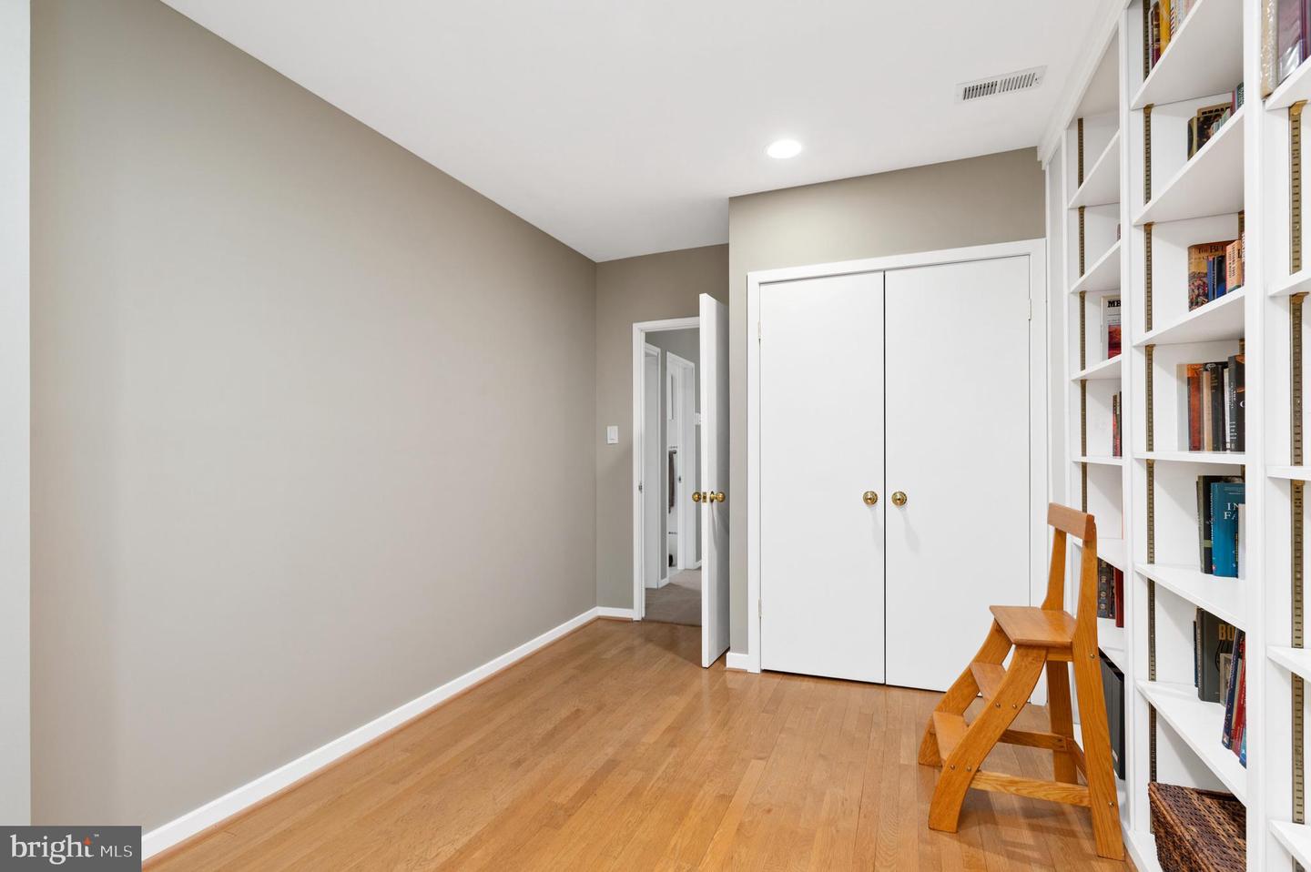 2317 20TH ST NW, WASHINGTON, District Of Columbia 20009, 3 Bedrooms Bedrooms, ,3 BathroomsBathrooms,Residential,For sale,2317 20TH ST NW,DCDC2200876 MLS # DCDC2200876
