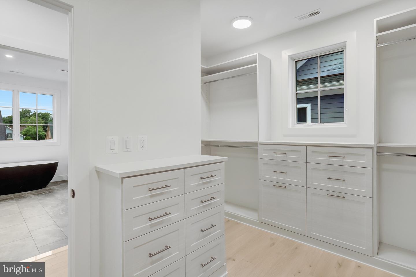 1416 N HANCOCK ST, ARLINGTON, Virginia 22201, 7 Bedrooms Bedrooms, ,7 BathroomsBathrooms,Residential,For sale,1416 N HANCOCK ST,VAAR2057560 MLS # VAAR2057560