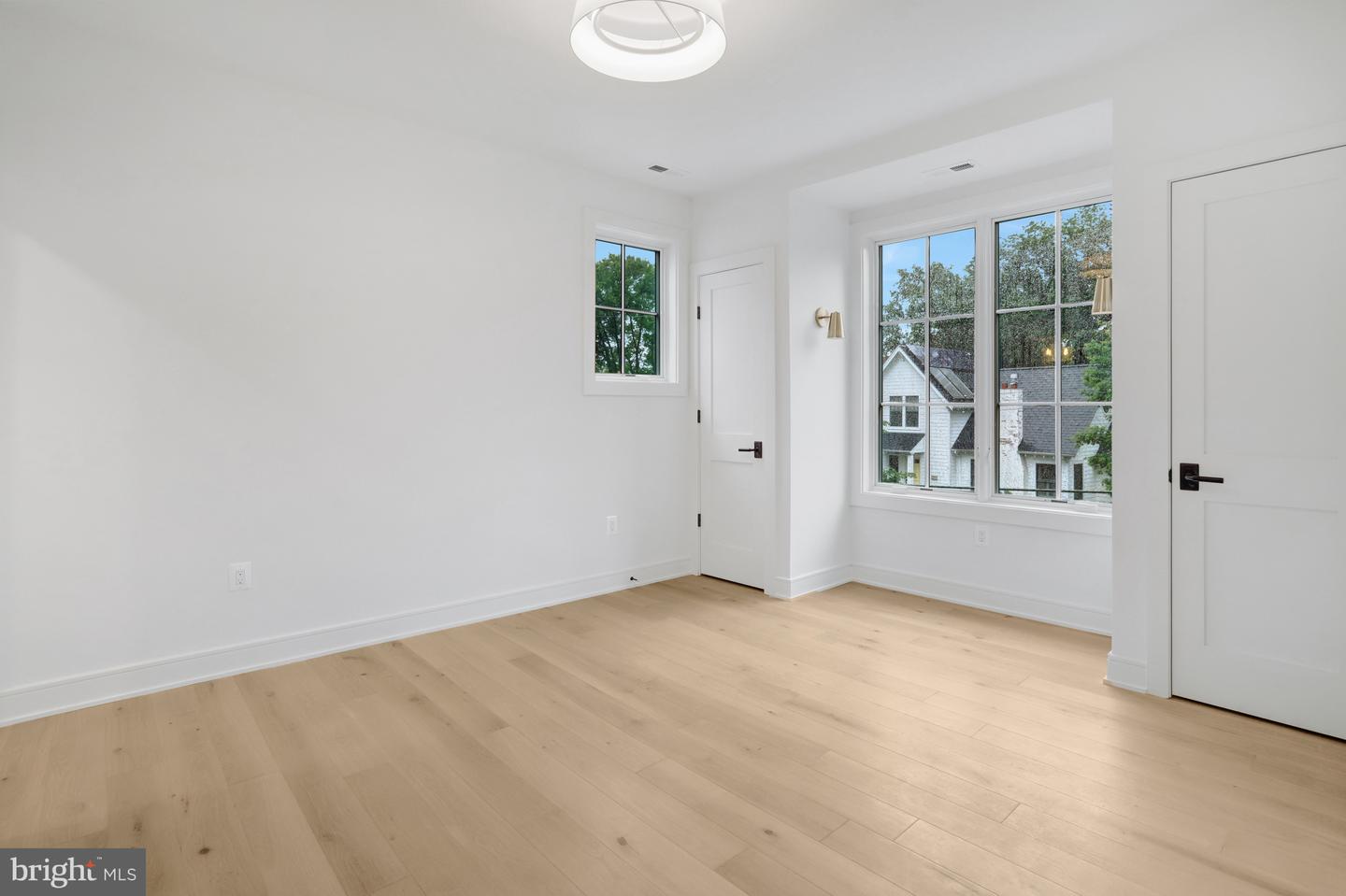 1416 N HANCOCK ST, ARLINGTON, Virginia 22201, 7 Bedrooms Bedrooms, ,7 BathroomsBathrooms,Residential,For sale,1416 N HANCOCK ST,VAAR2057560 MLS # VAAR2057560