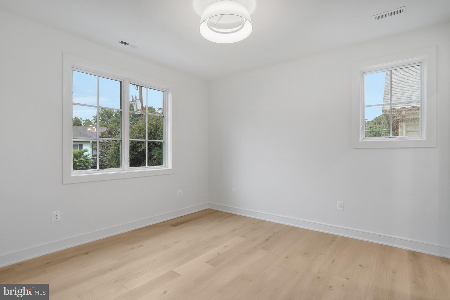 1416 N HANCOCK ST, ARLINGTON, Virginia 22201, 7 Bedrooms Bedrooms, ,7 BathroomsBathrooms,Residential,For sale,1416 N HANCOCK ST,VAAR2057560 MLS # VAAR2057560
