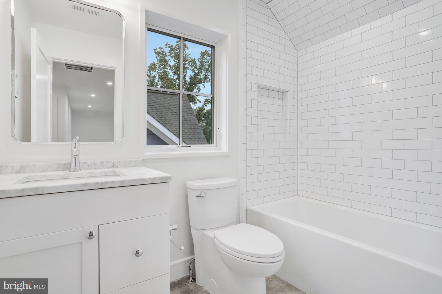 1416 N HANCOCK ST, ARLINGTON, Virginia 22201, 7 Bedrooms Bedrooms, ,7 BathroomsBathrooms,Residential,For sale,1416 N HANCOCK ST,VAAR2057560 MLS # VAAR2057560