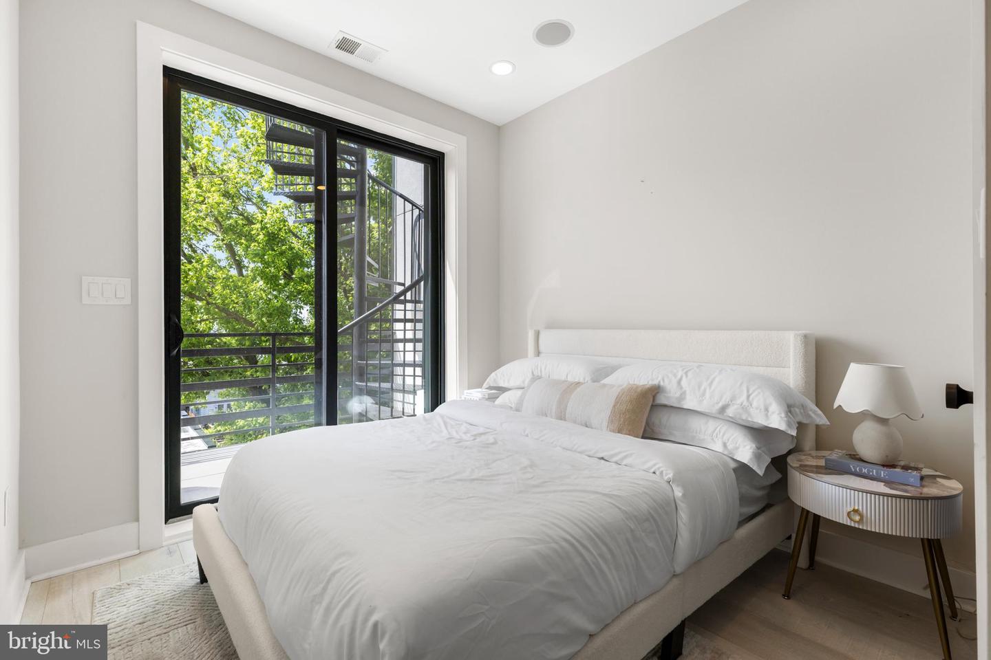 310 VARNUM ST NW #3PH, WASHINGTON, District Of Columbia 20011, 4 Bedrooms Bedrooms, ,4 BathroomsBathrooms,Residential,For sale,310 VARNUM ST NW #3PH,DCDC2200928 MLS # DCDC2200928