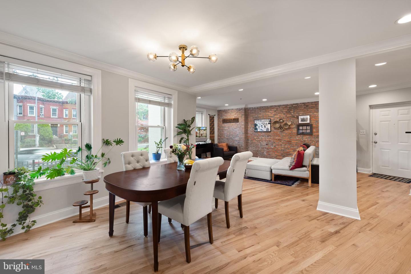 150 RHODE ISLAND AVE NW #103, WASHINGTON, District Of Columbia 20001, 3 Bedrooms Bedrooms, ,2 BathroomsBathrooms,Residential,For sale,150 RHODE ISLAND AVE NW #103,DCDC2200870 MLS # DCDC2200870