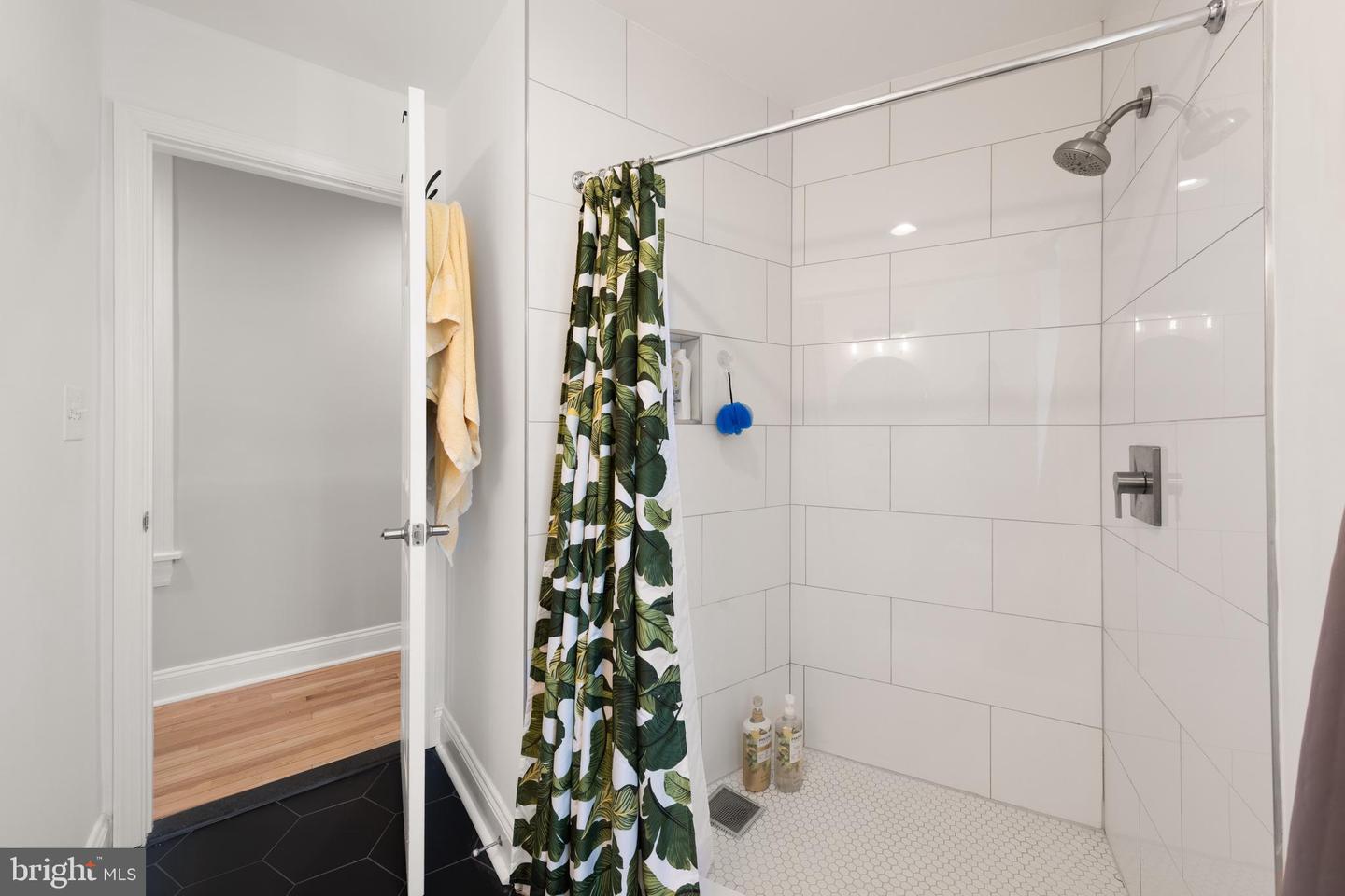 150 RHODE ISLAND AVE NW #103, WASHINGTON, District Of Columbia 20001, 3 Bedrooms Bedrooms, ,2 BathroomsBathrooms,Residential,For sale,150 RHODE ISLAND AVE NW #103,DCDC2200870 MLS # DCDC2200870