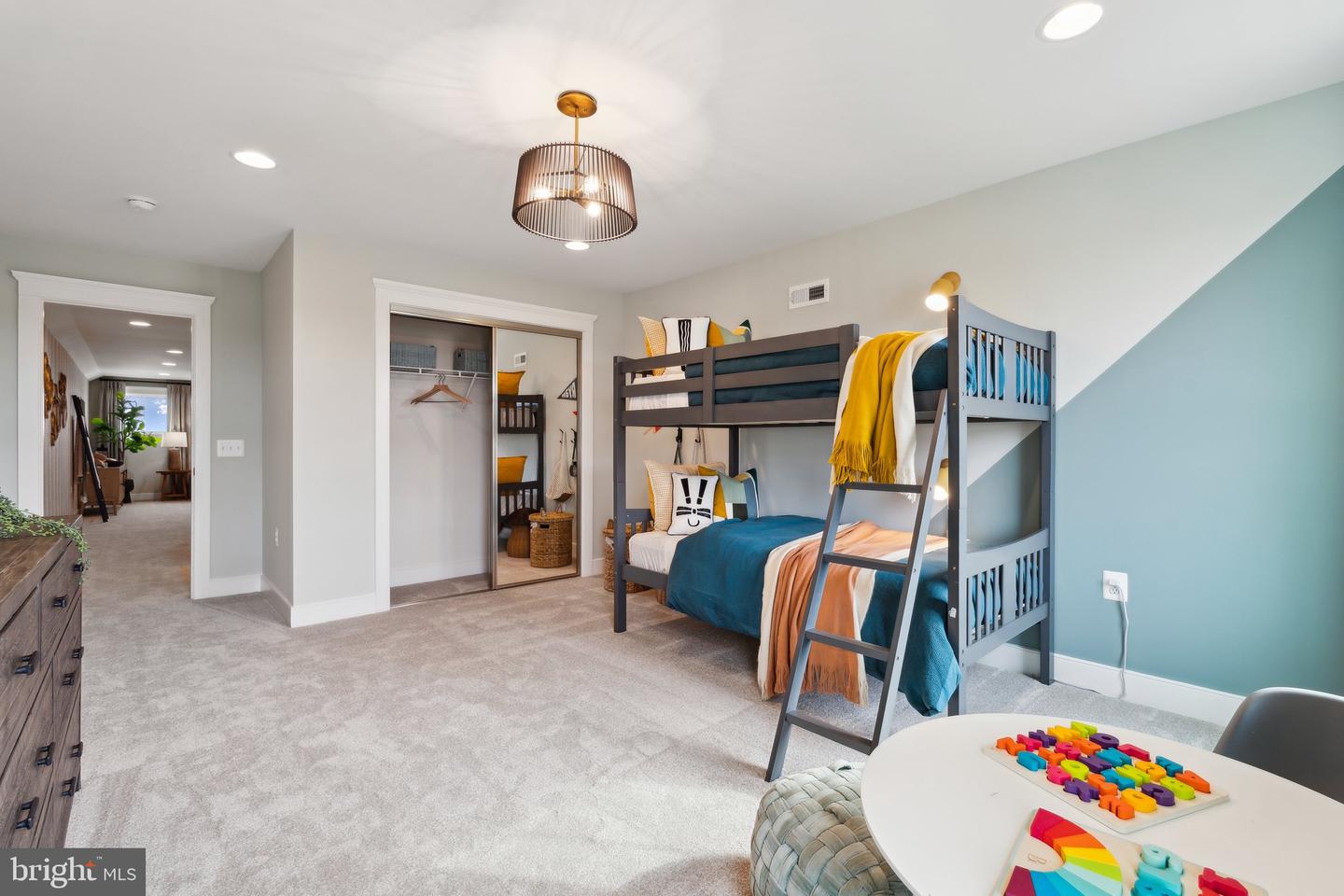1017 WAGTAIL LN, WINCHESTER, Virginia 22603, 5 Bedrooms Bedrooms, ,4 BathroomsBathrooms,Residential,For sale,1017 WAGTAIL LN,VAFV2034206 MLS # VAFV2034206