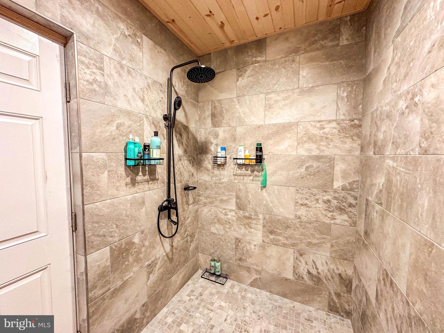 2052 TWENTY TWO RD, PAMPLIN, Virginia 23958, 3 Bedrooms Bedrooms, 8 Rooms Rooms,3 BathroomsBathrooms,Residential,For sale,2052 TWENTY TWO RD,VAPE2000080 MLS # VAPE2000080