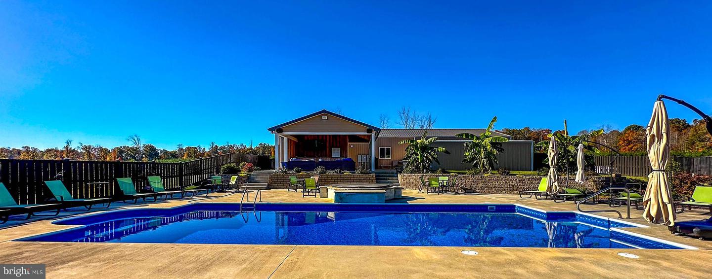 2052 TWENTY TWO RD, PAMPLIN, Virginia 23958, 3 Bedrooms Bedrooms, 8 Rooms Rooms,3 BathroomsBathrooms,Residential,For sale,2052 TWENTY TWO RD,VAPE2000080 MLS # VAPE2000080