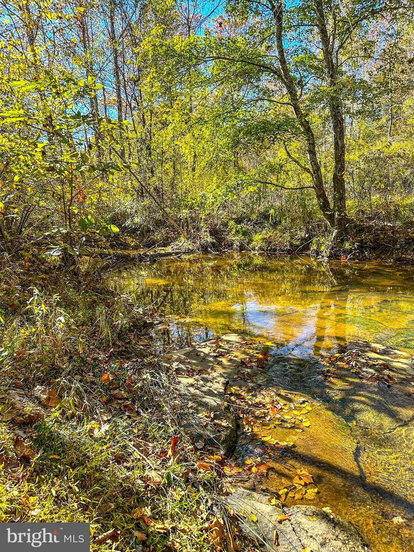 2052 TWENTY TWO RD, PAMPLIN, Virginia 23958, 3 Bedrooms Bedrooms, 8 Rooms Rooms,3 BathroomsBathrooms,Residential,For sale,2052 TWENTY TWO RD,VAPE2000080 MLS # VAPE2000080