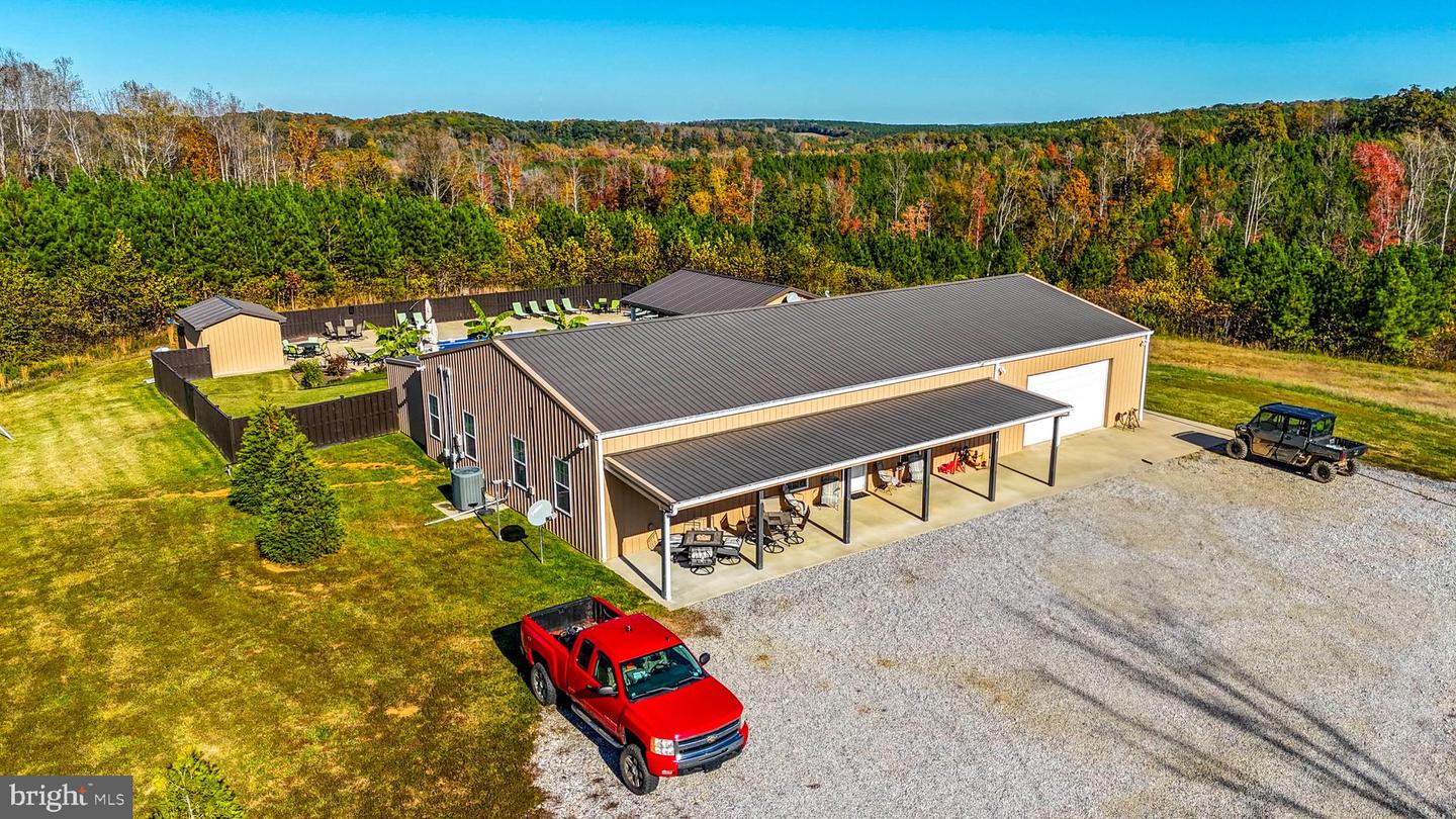 2052 TWENTY TWO RD, PAMPLIN, Virginia 23958, 3 Bedrooms Bedrooms, 8 Rooms Rooms,3 BathroomsBathrooms,Residential,For sale,2052 TWENTY TWO RD,VAPE2000080 MLS # VAPE2000080