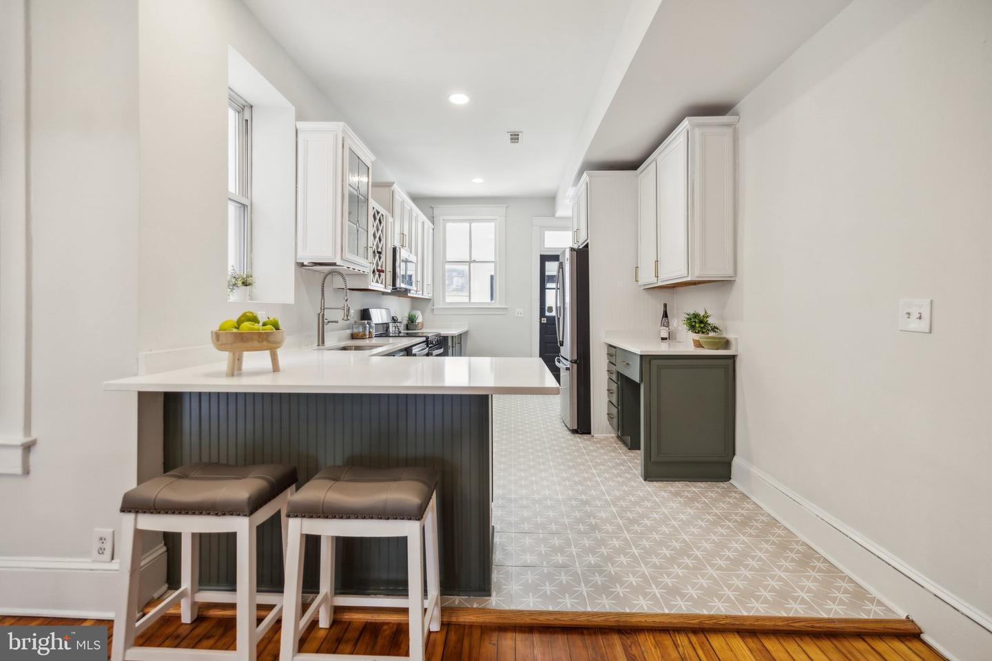 34 T ST NW, WASHINGTON, District Of Columbia 20001, 5 Bedrooms Bedrooms, ,3 BathroomsBathrooms,Residential,For sale,34 T ST NW,DCDC2200982 MLS # DCDC2200982