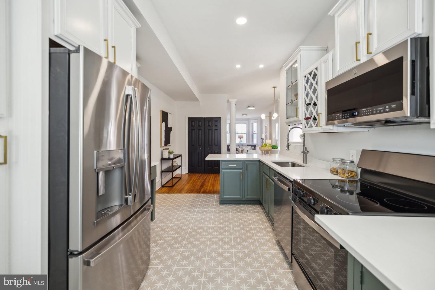 34 T ST NW, WASHINGTON, District Of Columbia 20001, 5 Bedrooms Bedrooms, ,3 BathroomsBathrooms,Residential,For sale,34 T ST NW,DCDC2200982 MLS # DCDC2200982