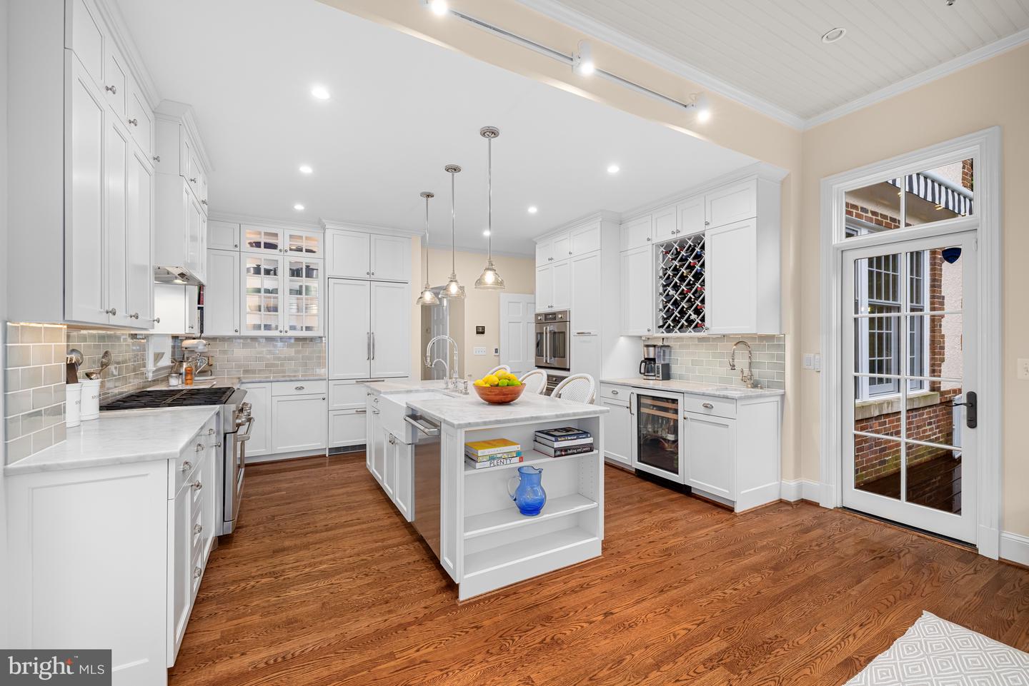 3013 CATHEDRAL AVE NW, WASHINGTON, District Of Columbia 20008, 4 Bedrooms Bedrooms, ,3 BathroomsBathrooms,Residential,For sale,3013 CATHEDRAL AVE NW,DCDC2200986 MLS # DCDC2200986